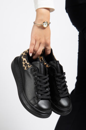 Günlük Kullanıma Uygun Kadın Sneaker Spor Ayakkabı Bağcıklı Siyah Renkli Leopar